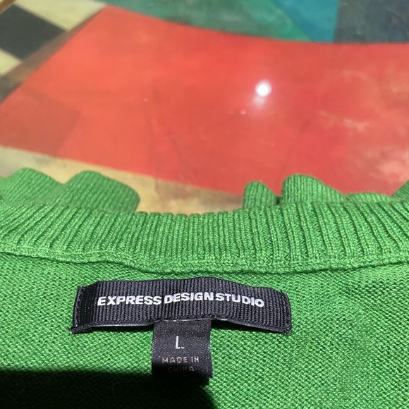 Excellent condition men v neck too long sleeves - Picture 3 of 4